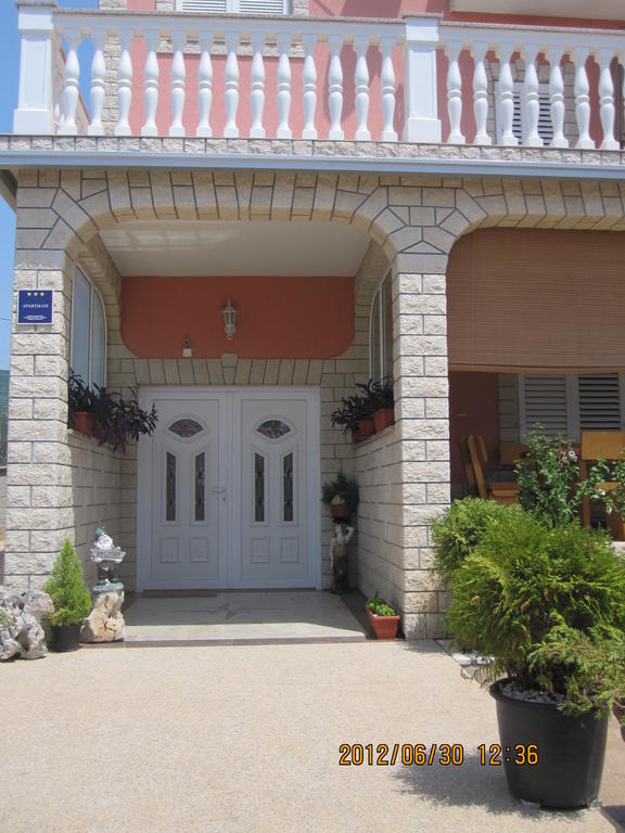 Villa Lily Novi Vinodolski Kültér fotó